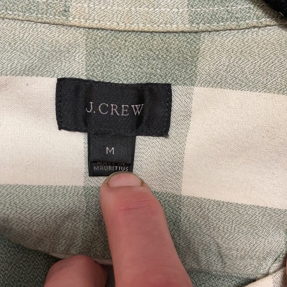 JCrew LIKE NEW button down long sleeve shirt - Picture 3 of 7